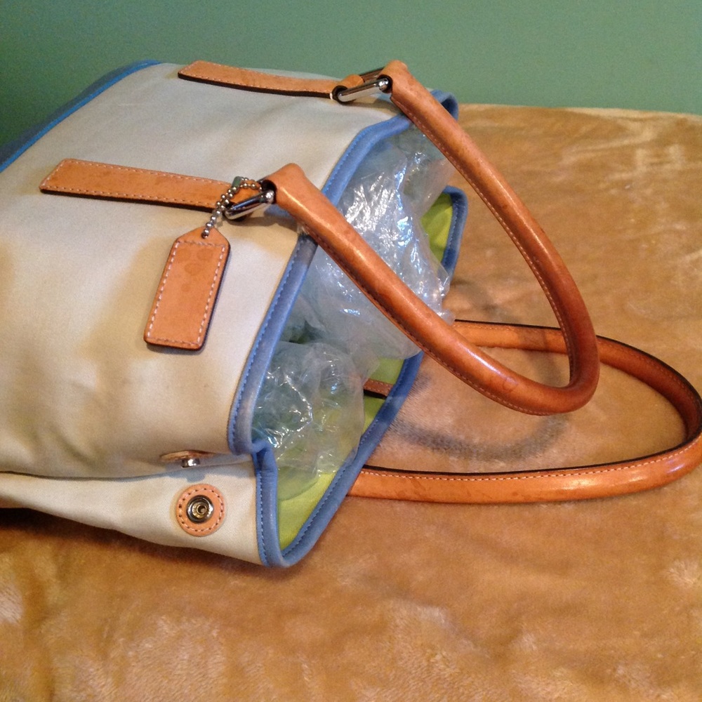 Coach handbag - Picture 3 of 8